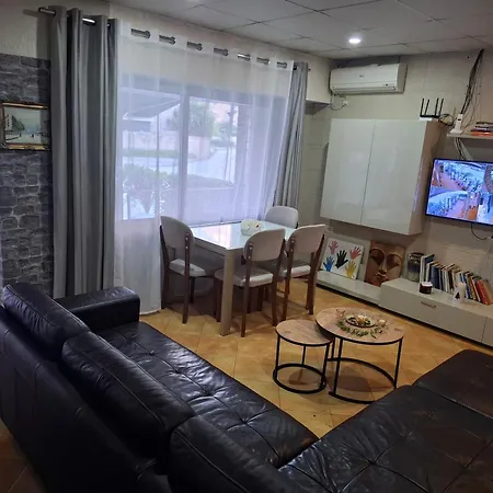 Apartmán Hermes Appartament *
